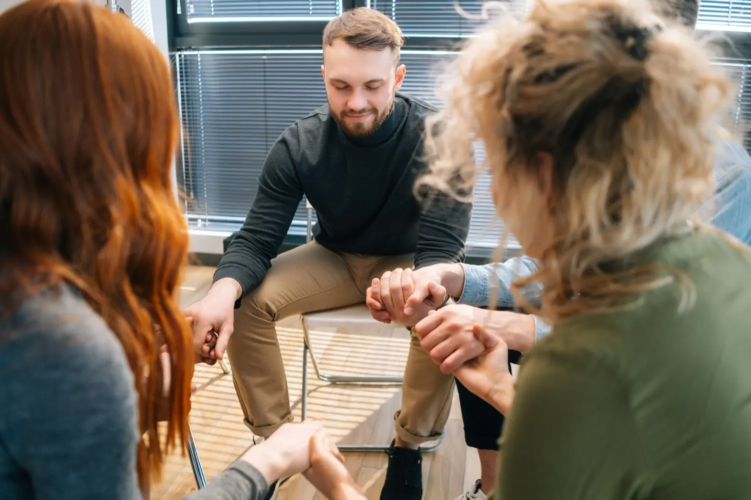 How to Do an Intervention for a Loved One