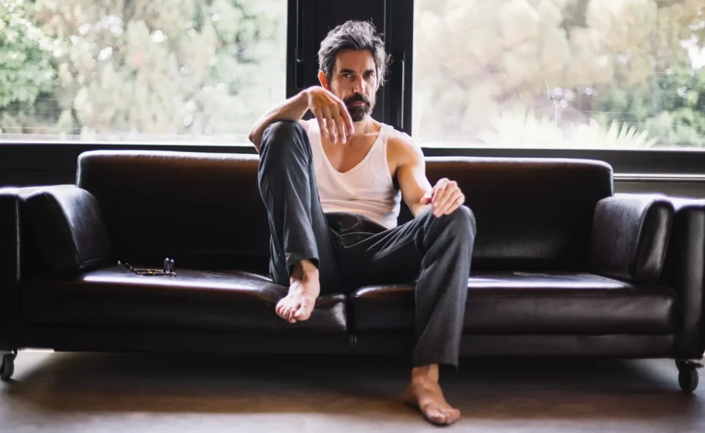 What are the Differences in Alcohol Poisoning Symptoms vs Drunk?